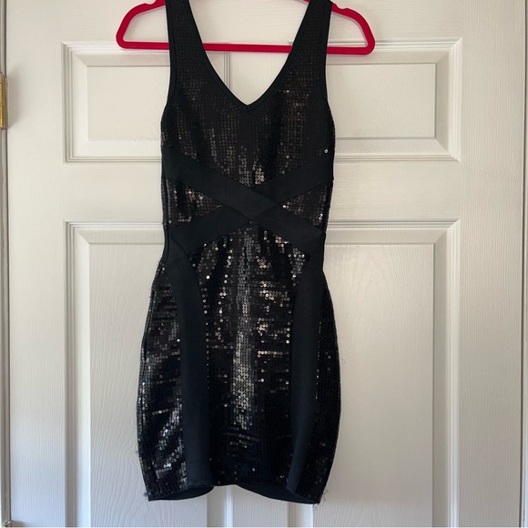 BeBe Black Sequin Bodycon Knit Mini Sleeveless Dress Sz XS - Picture 3 of 8